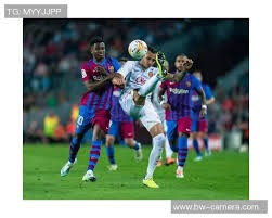 德甲积分榜风云：拜仁慕尼黑16轮领先11分，净胜球高达37个！