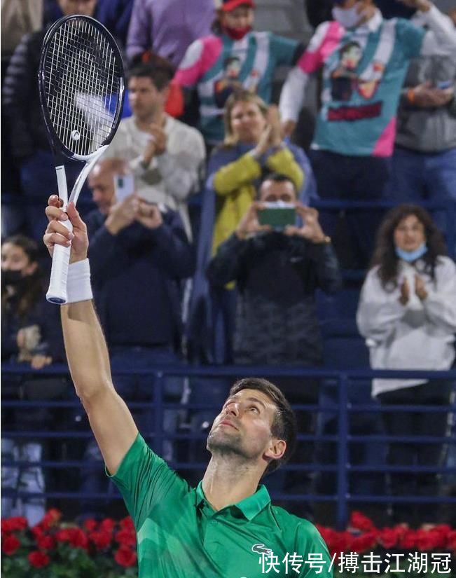 现代篮球中 现代篮球中